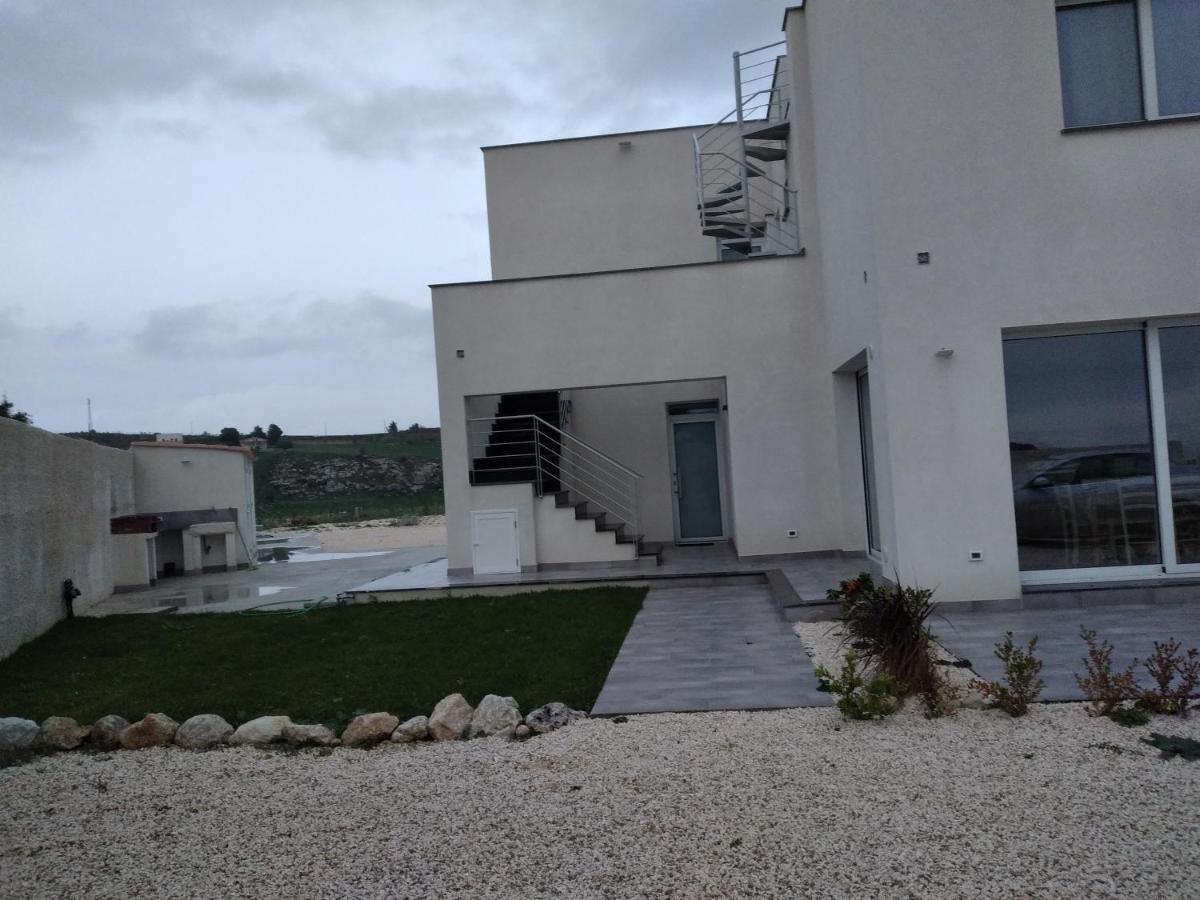 La Dama Bianca Bovo Marina Hotel Montallegro Buitenkant foto